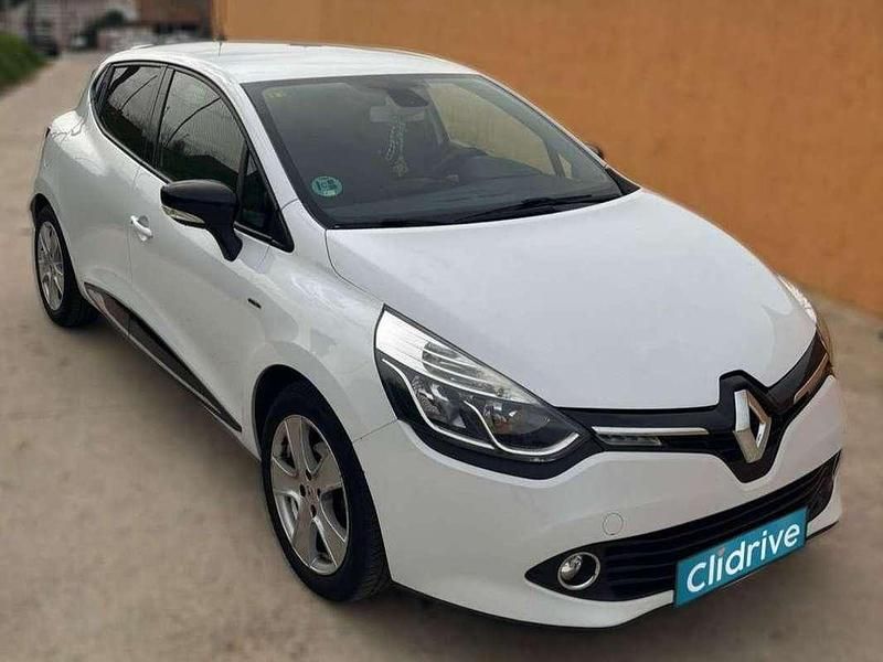 Usado Renault Clio IV LIMITED 90 CV (66 kW) 2016 Blanco Utilitario