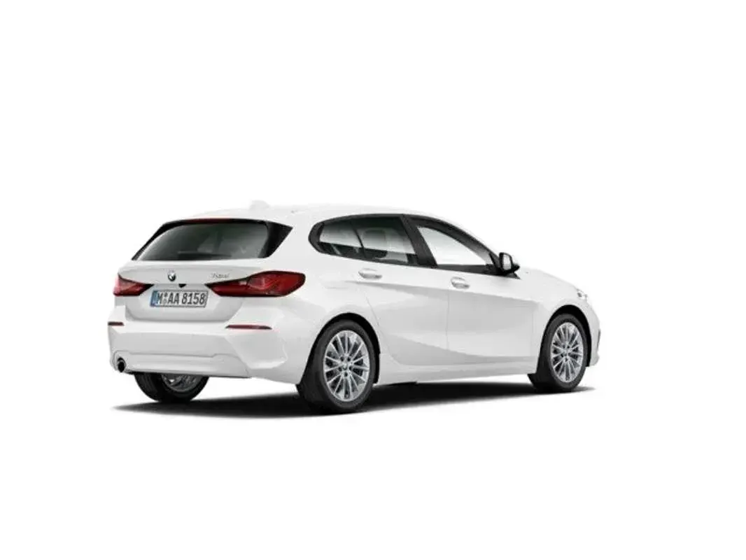 Usado BMW 116 116 CV (85 kW) 2023 Blanco Utilitario