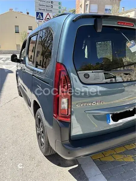 Usado Citroën Berlingo 102 CV (75 kW) 2025 Azul Monovolumen