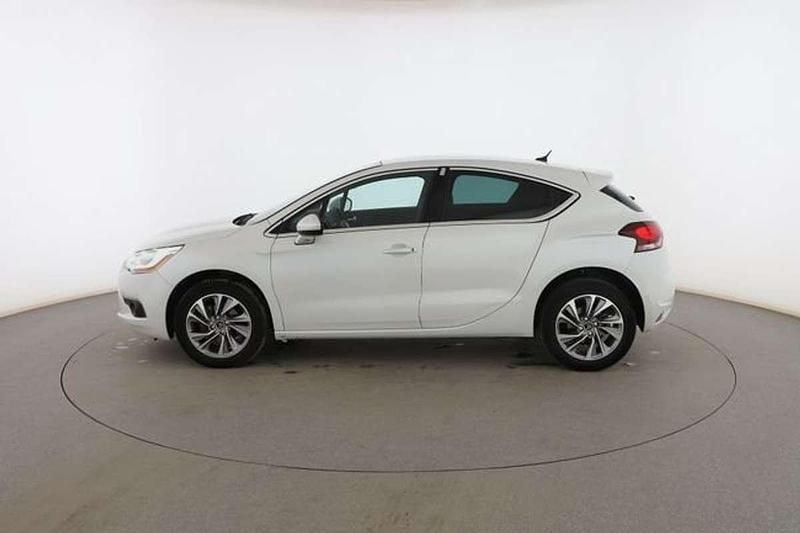 Usado Citroën DS4 Style 116 CV (85 kW) 2014 Blanco Utilitario