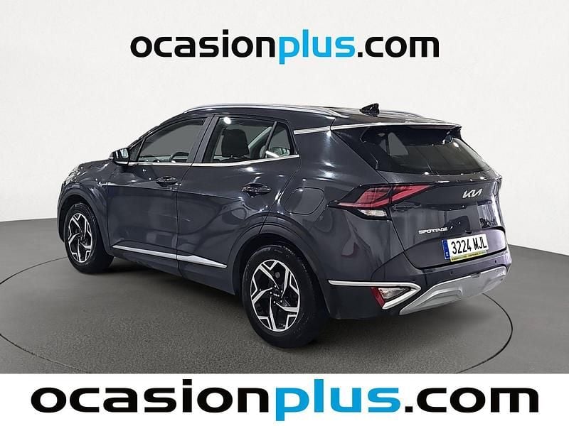 Usado Kia Sportage 136 CV (100 kW) 2023 Gris plata SUV