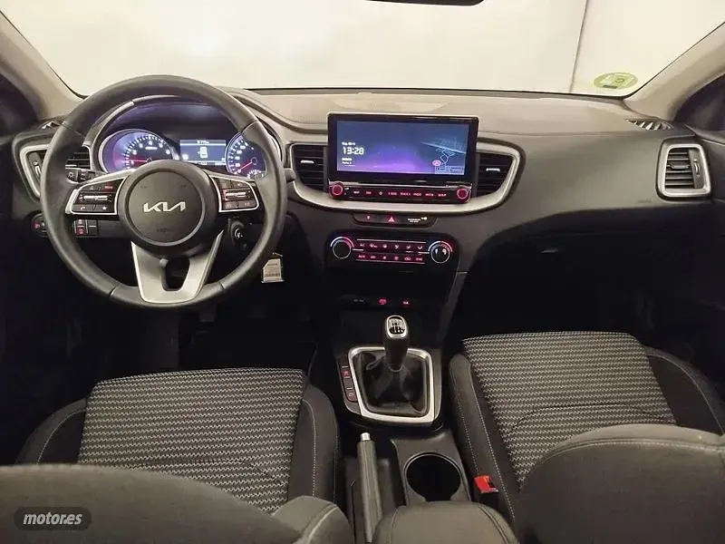 Usado Kia XCeed 100 CV (73 kW) 2025 SUV