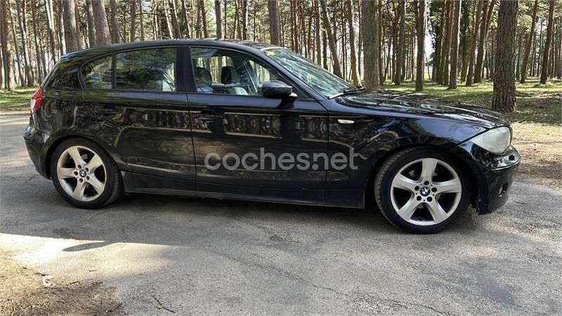 Usado BMW 120 163 CV (119 kW) 2006 Negro Utilitario