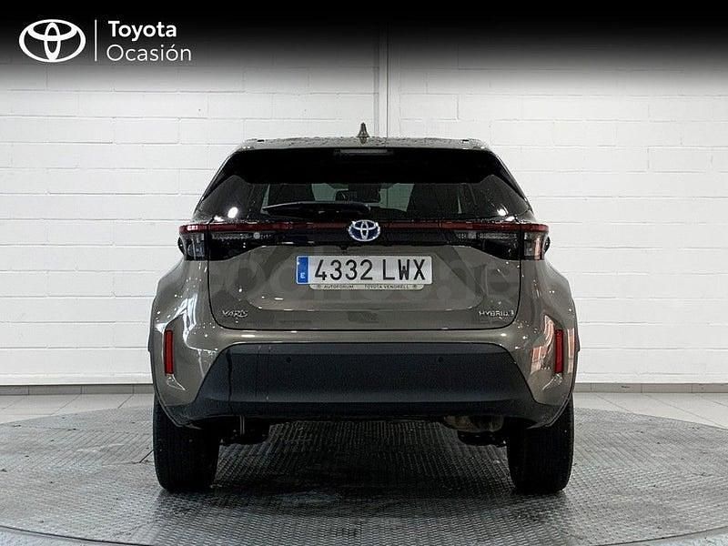 Usado Toyota Yaris Cross Style 116 CV (85 kW) 2022 Marrón SUV