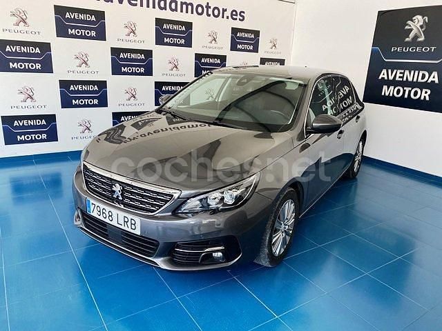 Gris / plata Usado 2021 Peugeot 308 Allure Berlina | 15.900 € (Precio justo) - Imagen 1/4