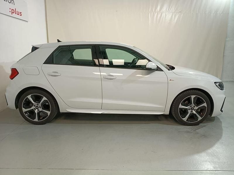 Usado Audi A1 110 CV (80 kW) 2022 Blanco SUV