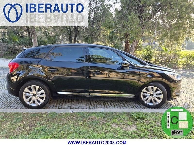 Usado DS Automobiles DS5 Design 120 CV (88 kW) 2016 Negro Utilitario