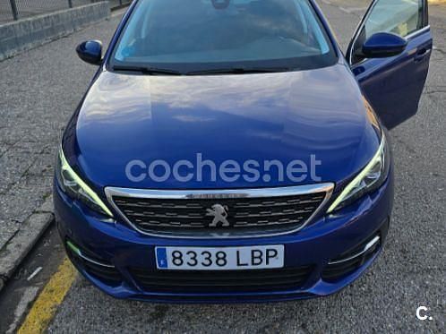 Azul Usado 2019 Peugeot 308 Allure Berlina | 13.099 € (Precio justo) - Imagen 1/4