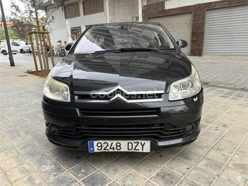 Usado Citroën C4 138 CV (101 kW) 2006 Negro Berlina