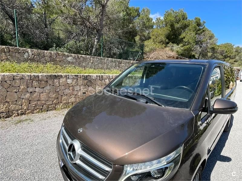 Usado Mercedes V220 Exclusive 163 CV (119 kW) 2019 Marrón Monovolumen
