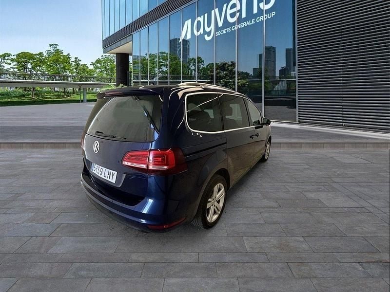 Usado VW Sharan Advance 150 CV (110 kW) 2021 Azul Monovolumen