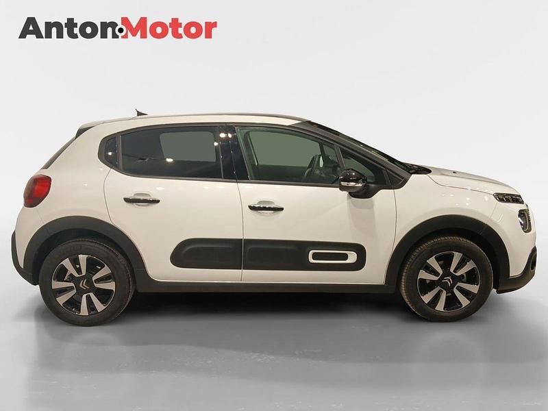 Usado Citroën C3 Shine 102 CV (75 kW) 2023 Blanco Utilitario