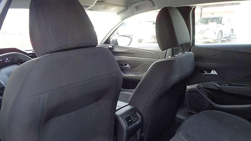 Usado Peugeot 308 Active 110 CV (80 kW) 2022 Utilitario
