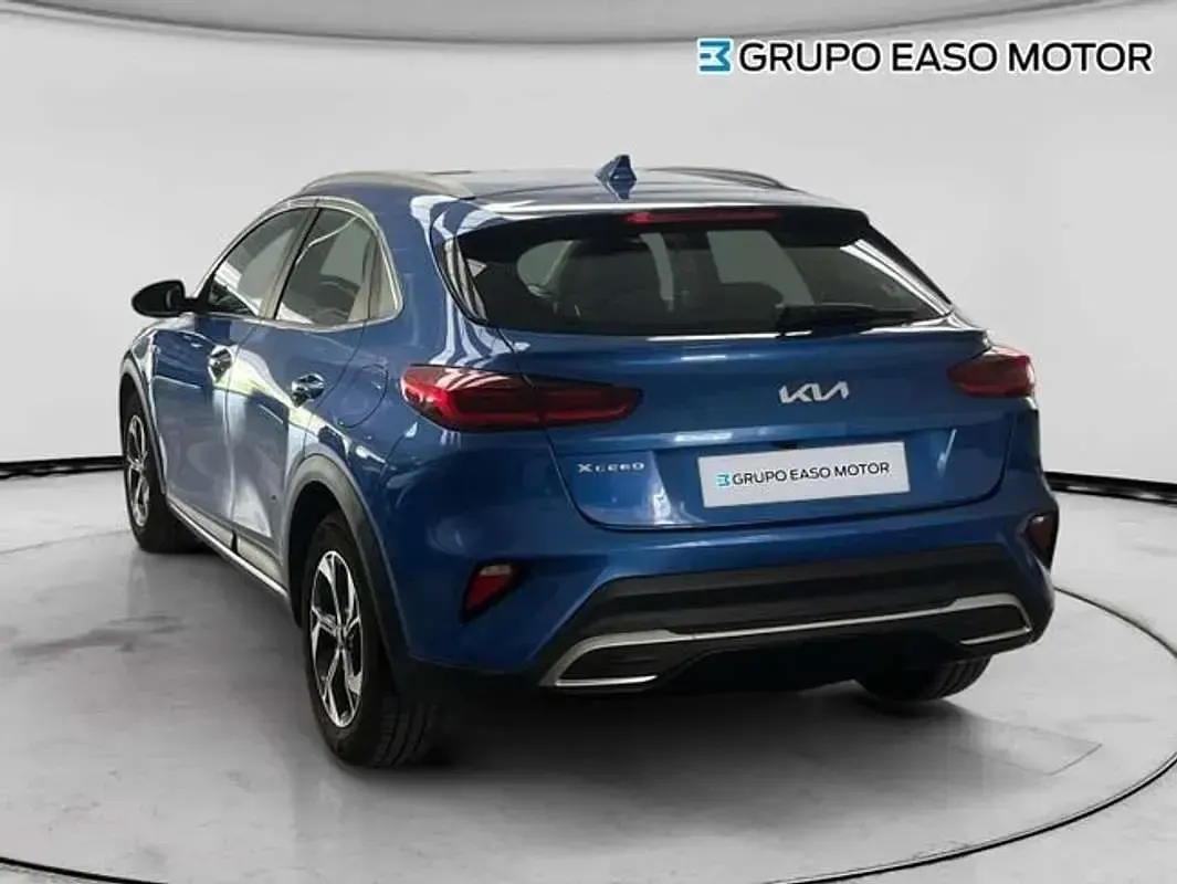 Usado Kia XCeed 120 CV (88 kW) 2024 Azul SUV