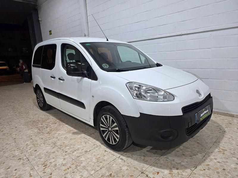 Blanco Usado 2014 Citroën Berlingo Attraction Monovolumen | 6300 € (Buen precio) - Imagen 1/4
