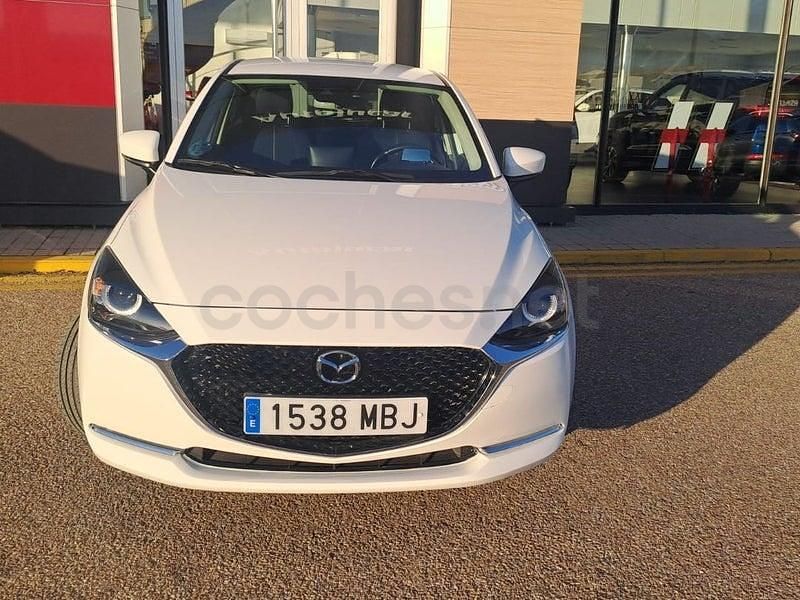 Usado Mazda 2 90 CV (66 kW) 2022 Blanco Berlina