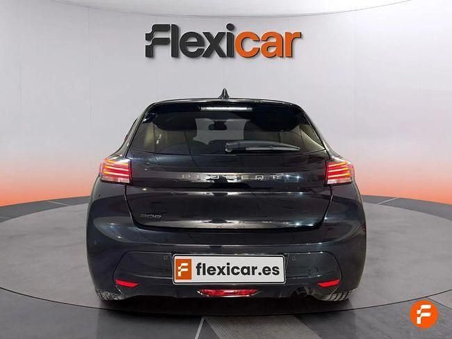 Usado Peugeot 208 Allure 100 CV (73 kW) 2025 Negro Utilitario