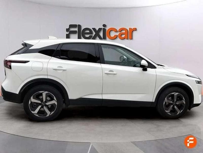 Usado Nissan Qashqai Acenta 158 CV (116 kW) 2022 Blanco SUV