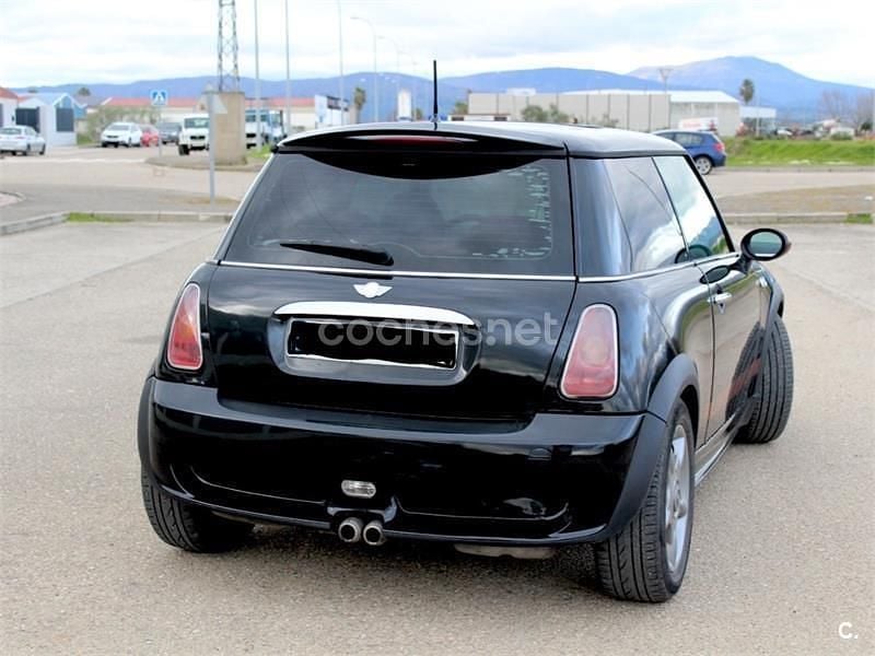 Usado Mini Cooper 115 CV (84 kW) 2003 Negro Utilitario