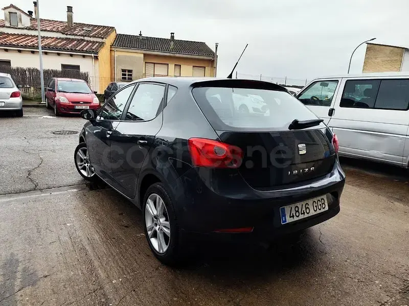 Usado Seat Ibiza Sport 105 CV (77 kW) 2008 Azul Berlina