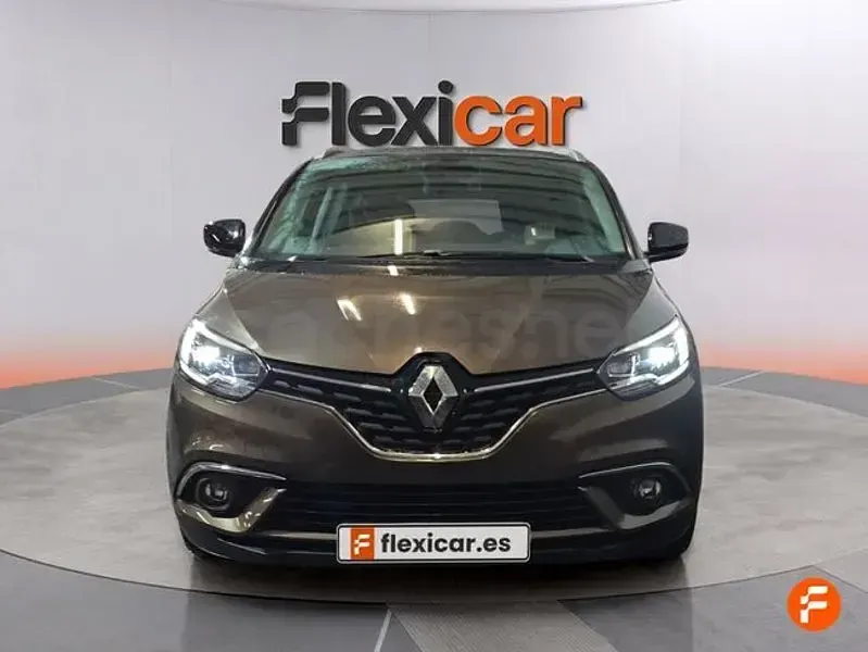 Usado Renault Grand Scénic IV Zen 160 CV (117 kW) 2017 Gris / plata Monovolumen