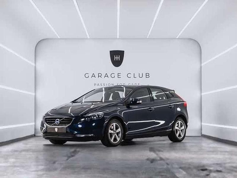 Usado Volvo V40 Kinetic 179 HP (131 kW) 2014 Azul Citadino