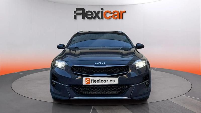 Usado Kia XCeed 160 CV (117 kW) 2022 Gris SUV