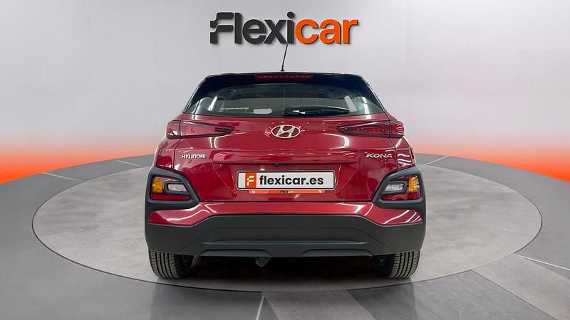 Usado Hyundai Kona 120 HP (88 kW) 2018 Vermelho SUV