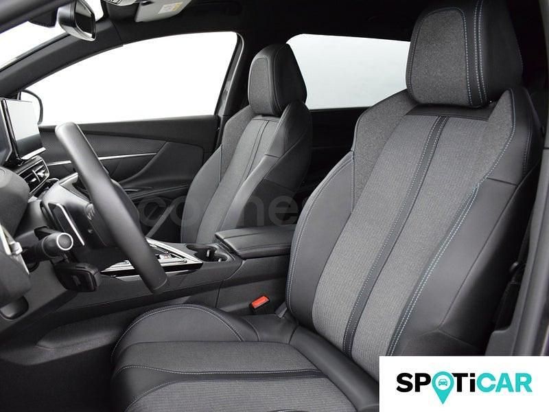 Usado Peugeot 5008 Allure 136 CV (100 kW) 2024 Azul SUV