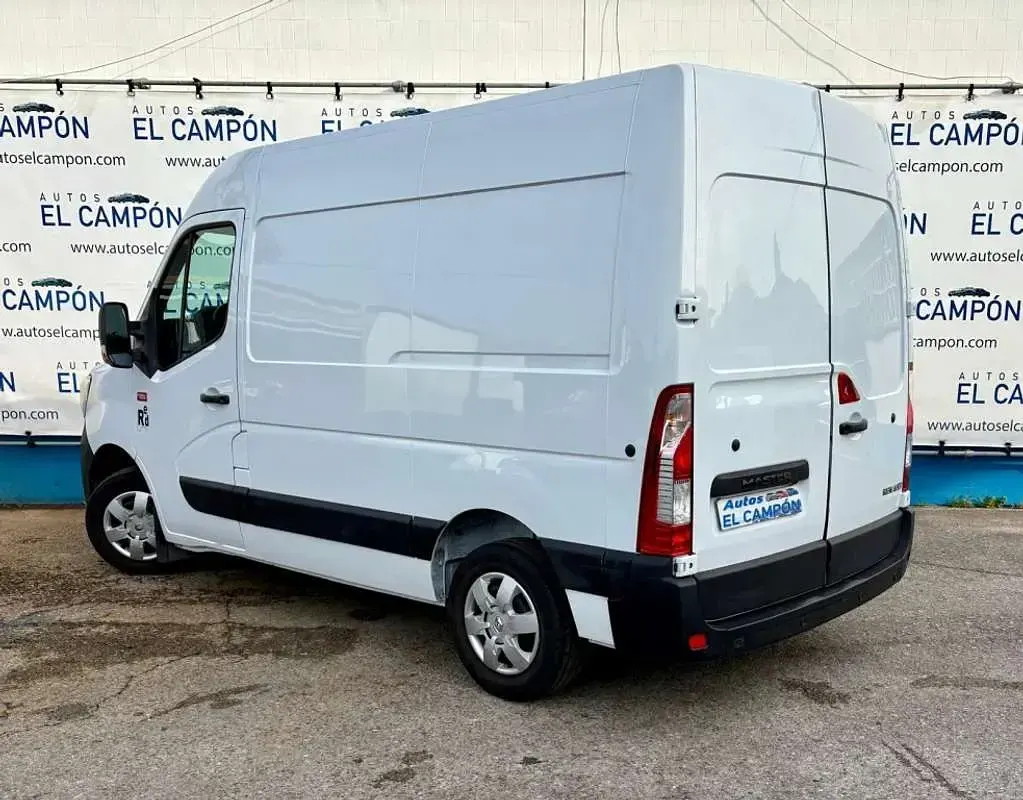 Usado Renault Master 135 CV (99 kW) 2019 Blanco Van