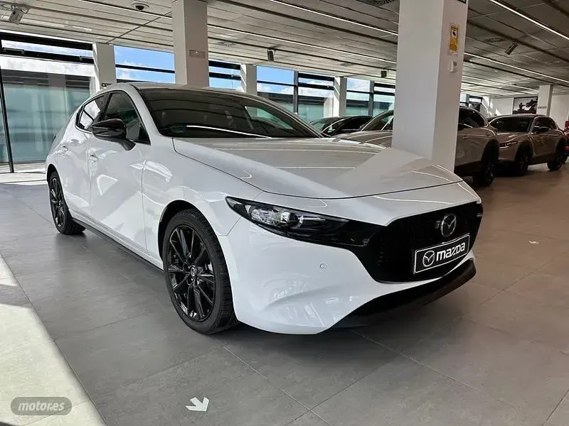 Usado Mazda 3 140 CV (102 kW) 2025 Blanco Berlina