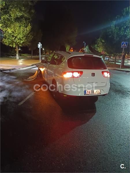 Usado Seat Altea XL I-Tech 105 CV (77 kW) 2015 Blanco Monovolumen