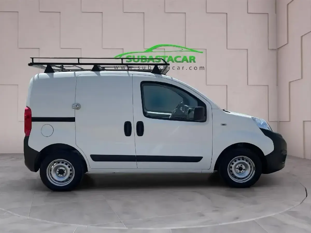 Usado Fiat Fiorino 80 CV (58 kW) 2019 Blanco Monovolumen