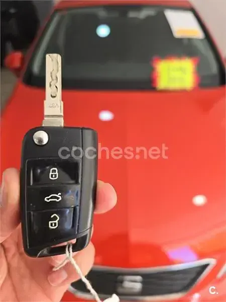 Usado Seat Ibiza CONNECT 110 CV (80 kW) 2016 Naranja Berlina