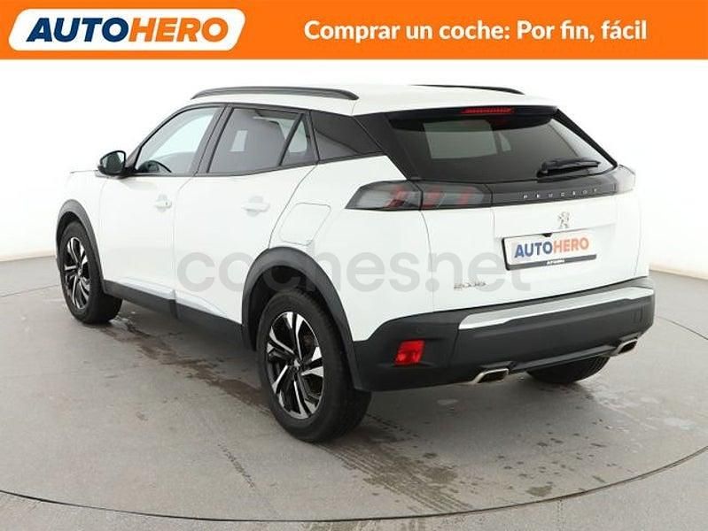 Usado Peugeot 2008 Allure 131 CV (96 kW) 2021 Blanco SUV