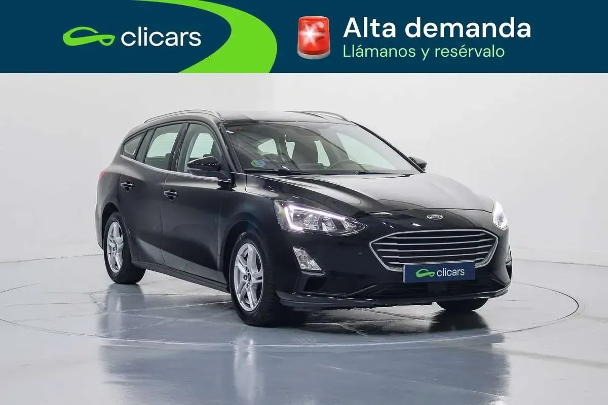 Usado Ford Focus Active 125 CV (91 kW) 2021 Negro Familiar