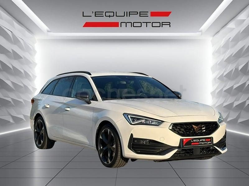 Usado Cupra Leon 150 CV (110 kW) 2023 Blanco Familiar