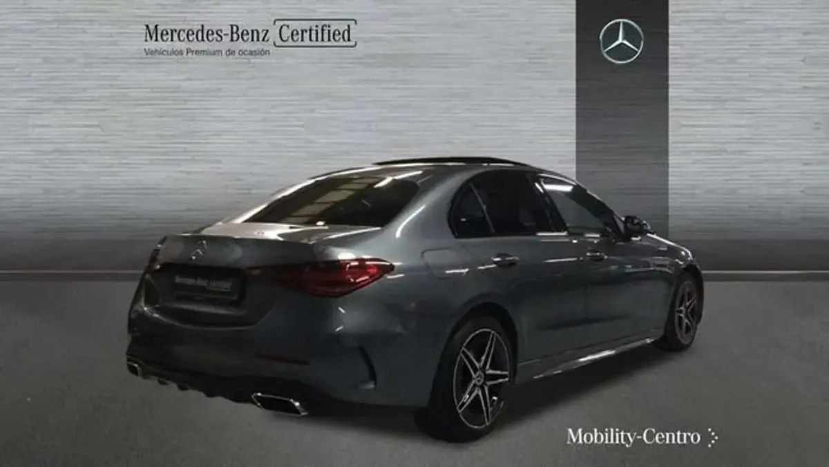 Usado Mercedes C300e 315 CV (231 kW) 2024 Gris Berlina