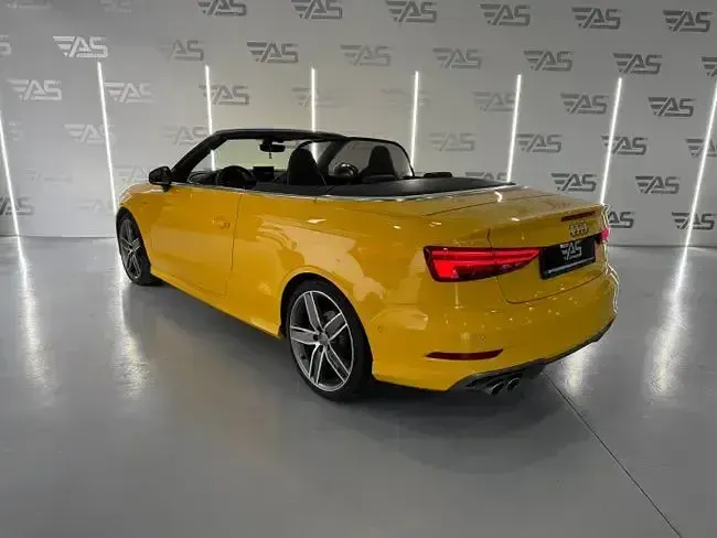 Usado Audi A3 S-Line 149 CV (109 kW) 2017 Amarillo Descapotable