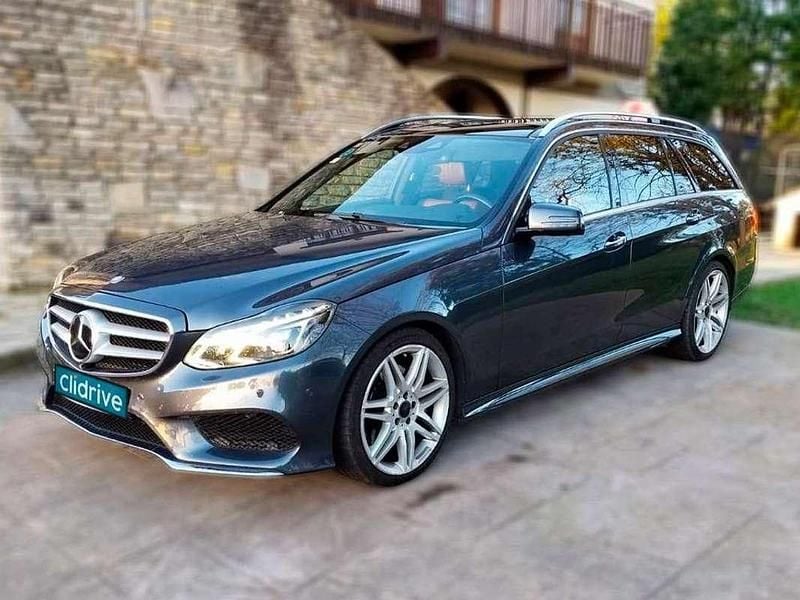 Usado Mercedes E350 Elegance 265 CV (194 kW) 2014 Gris Familiar