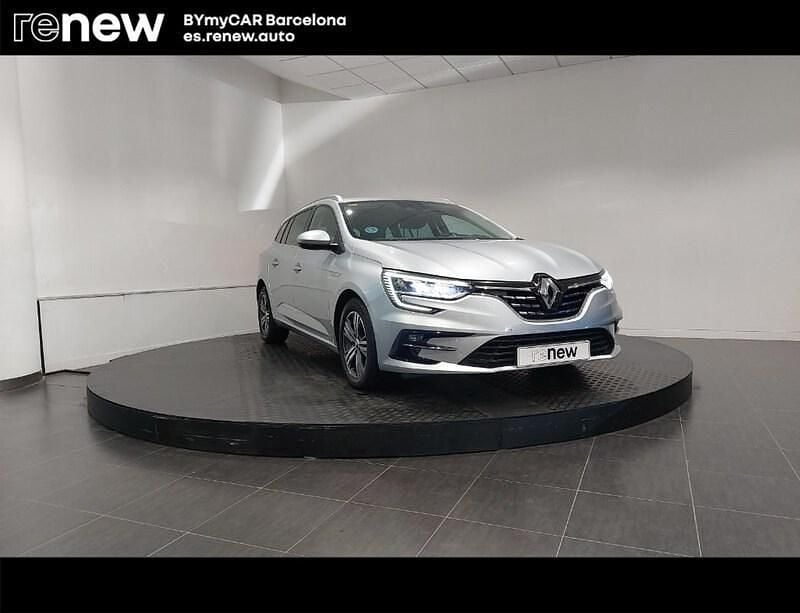 Usado Renault Mégane GrandTour Zen 140 CV (102 kW) 2021 Gris Familiar