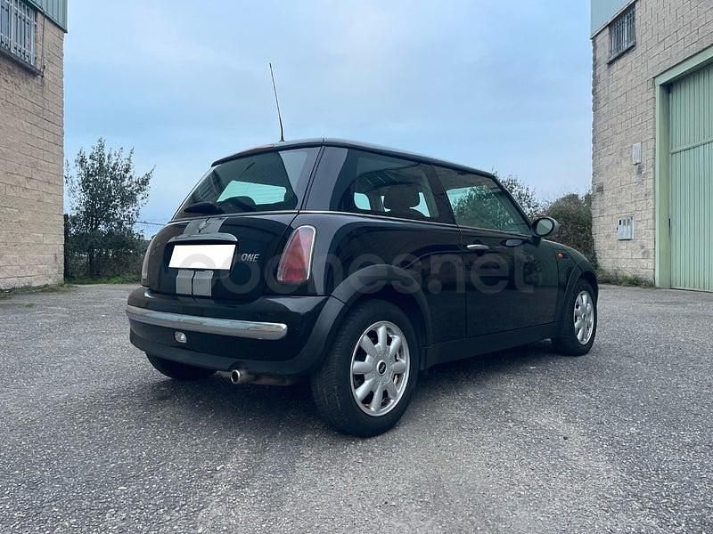Usado Mini Cooper 116 CV (85 kW) 2006 Negro Utilitario