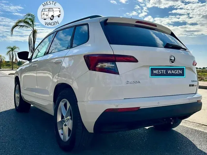 Usado Skoda Karoq Ambition 150 HP (110 kW) 2019 Branco SUV