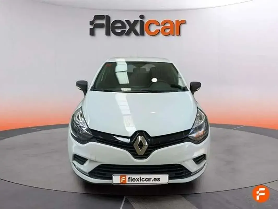 Usado Renault Clio IV Business 75 CV (55 kW) 2017 Blanco Utilitario