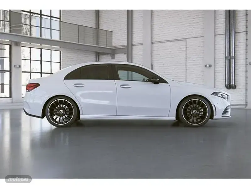 Usado Mercedes A200 163 CV (119 kW) 2019 Blanco Berlina