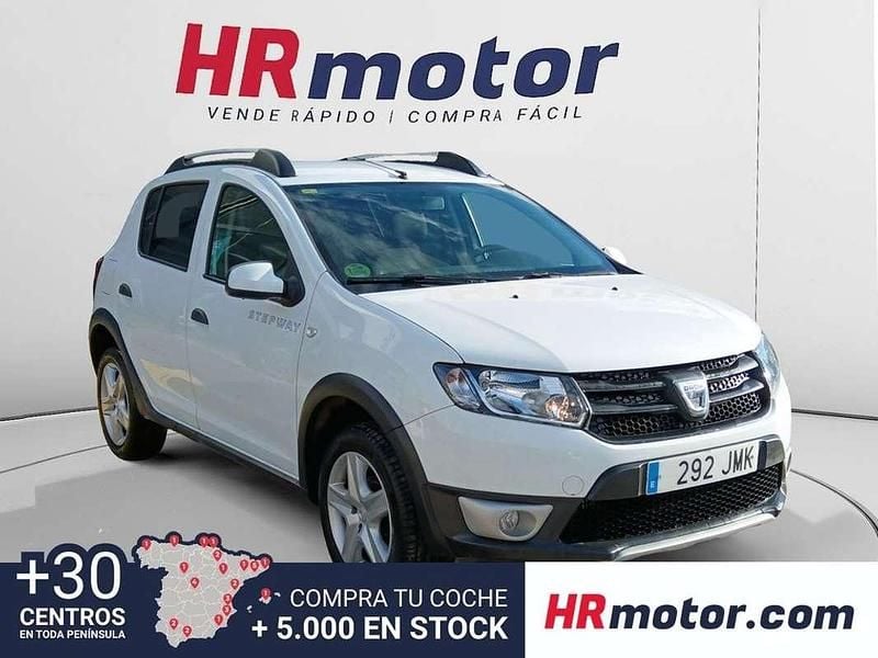 Blanco Usado 2016 Dacia Sandero Stepway Utilitario | 8890 € (Precio justo) - Imagen 1/4