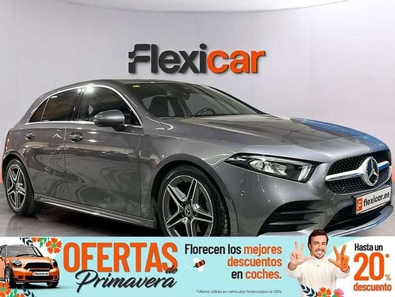 Usado Mercedes A180 136 CV (100 kW) 2020 Gris Utilitario