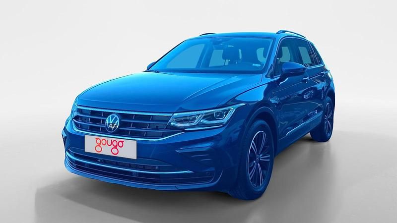 Usado VW Tiguan Life 150 CV (110 kW) 2024 Beige SUV