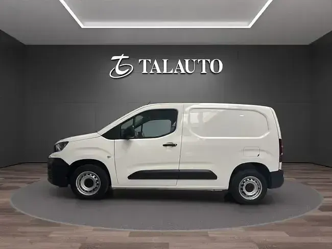 Usado Peugeot Partner S 100 CV (73 kW) 2022 Blanco Monovolumen