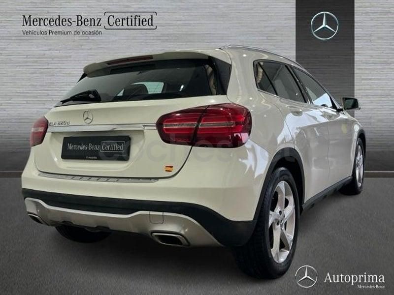 Usado Mercedes GLA220 Urban 177 CV (130 kW) 2017 Blanco SUV